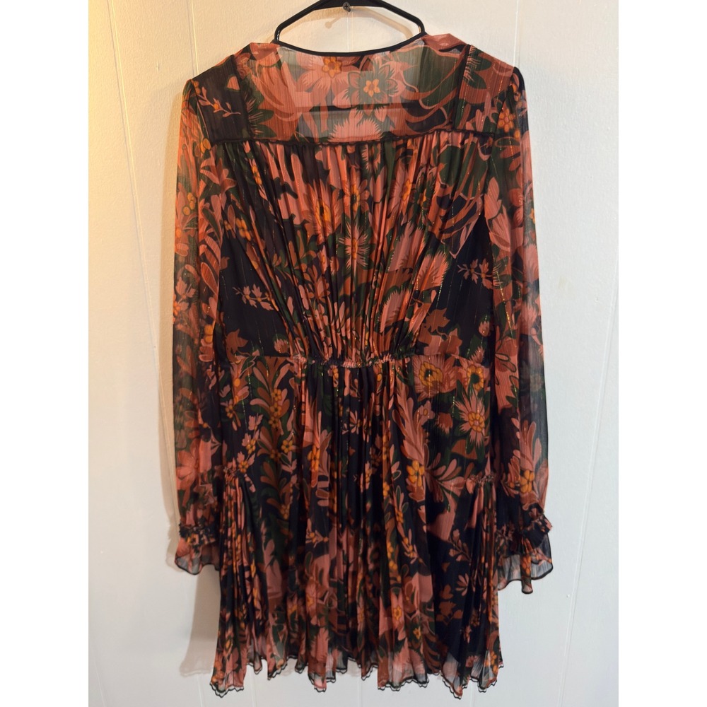 Coach 1941 Flowy Floral Pleated Dress w Tie Front Sz 4 Black Gold Metallic Boho - Picture 4 of 12
